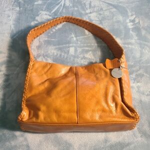apostrophe  Neutral Tan Leather with fabric lining Relax Shoulder Bag